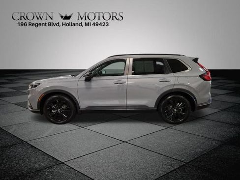 Used 2025 Honda CR-V Sport Touring image 6