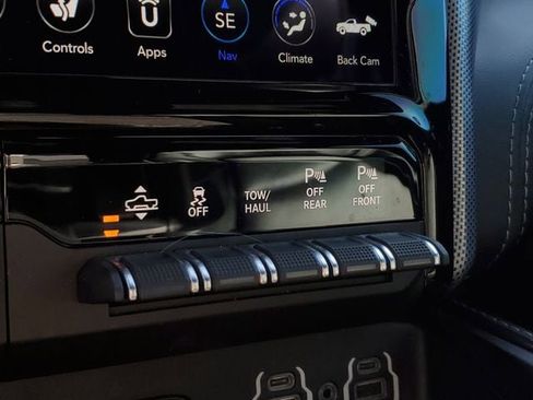 Certified 2021 RAM 1500 Limited w/ Night Edition image 33