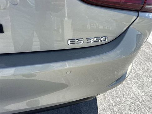 Certified 2024 Lexus ES 350 w/ Premium Package image 25