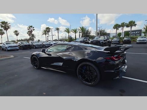 New 2026 Chevrolet Corvette Z06 w/ Stealth Interior Trim Package RWD image 23