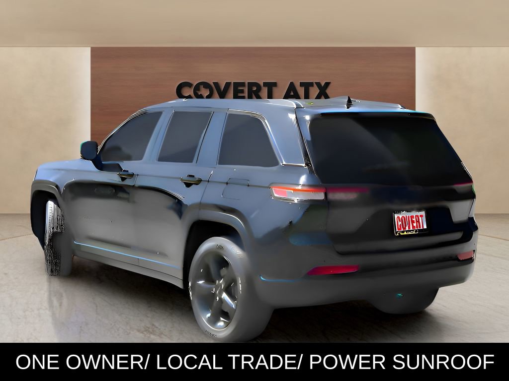 Used 2023 Jeep Grand Cherokee Altitude RWD image 3