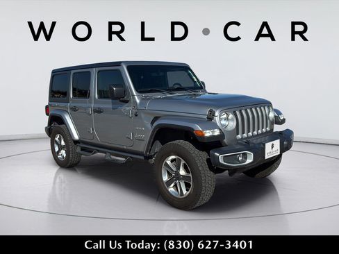 Used 2020 Jeep Wrangler Unlimited Sahara AWD/4WD image 2
