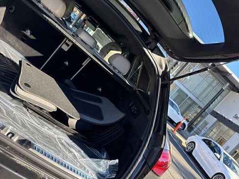 Certified 2026 Mercedes-Benz GLC 300 4MATIC image 24