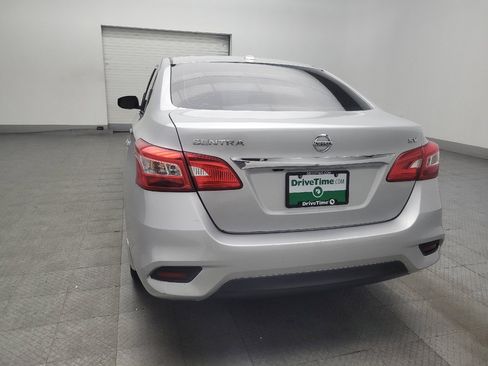 Used 2019 Nissan Sentra SV FWD image 6