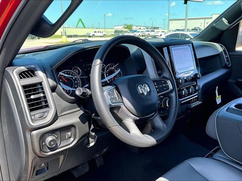 New 2026 RAM 1500 Tradesman AWD/4WD image 9