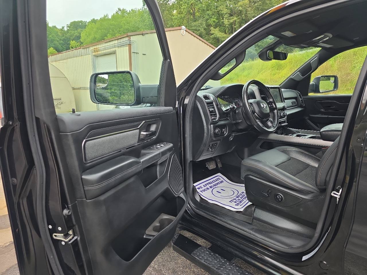 Used 2020 RAM 1500 Big Horn w/ Built-to-serve Edition AWD/4WD image 8