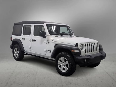 Certified 2022 Jeep Wrangler Unlimited Sport S image 2