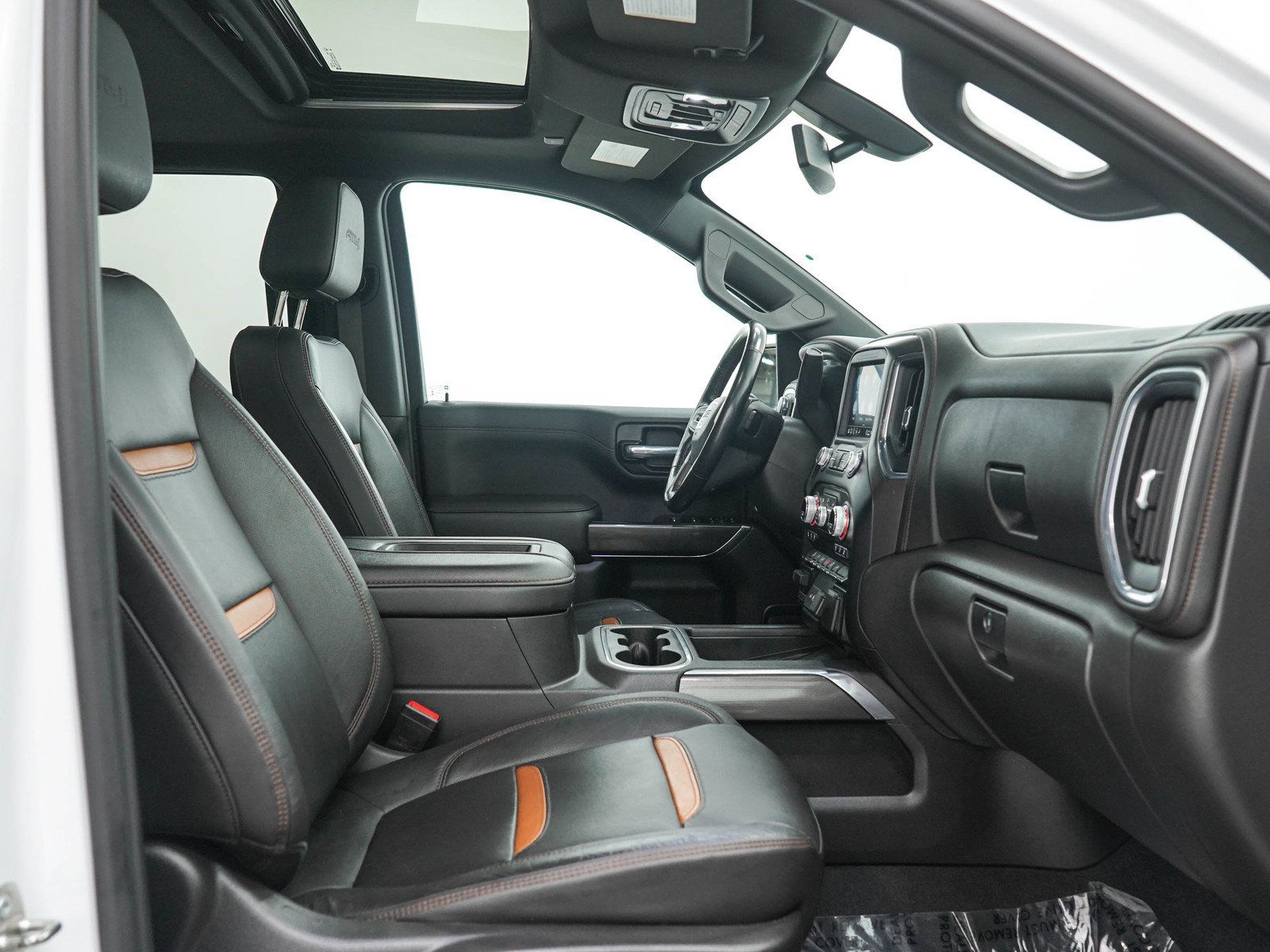 Used 2021 GMC Sierra 1500 AT4 w/ AT4 Preferred Package AWD/4WD image 13