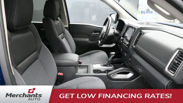 Used 2022 Nissan Frontier SV AWD/4WD image 11