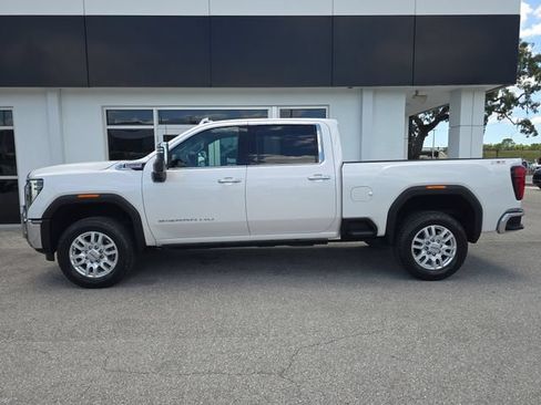 Certified 2024 GMC Sierra 2500 SLT AWD/4WD image 4