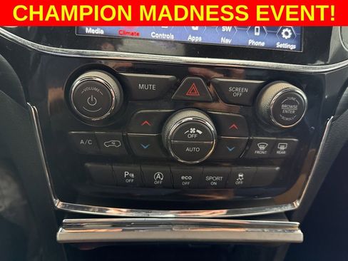 Used 2022 Jeep Grand Cherokee Laredo X image 16