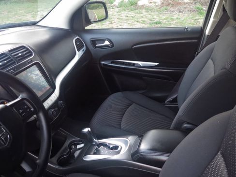 Used 2015 Dodge Journey SXT w/ Flexible Seating Group AWD/4WD image 12
