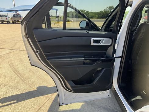 Used 2024 Ford Explorer ST w/ Equipment Group 401A AWD/4WD image 13