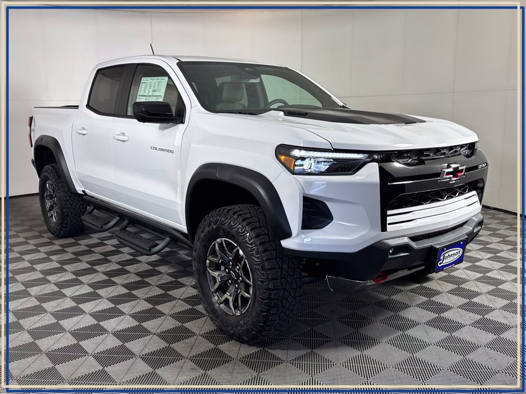 New 2026 Chevrolet Colorado ZR2 w/ Technology Package AWD/4WD image 4