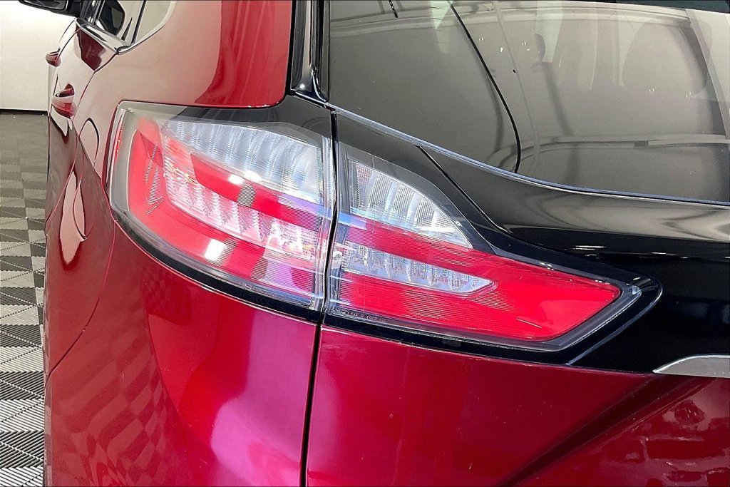 Used 2019 Ford Edge SEL w/ Equipment Group 201A FWD image 38