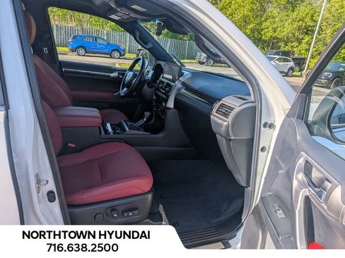 Used 2022 Lexus GX 460 Premium w/ Premium Package AWD/4WD image 39