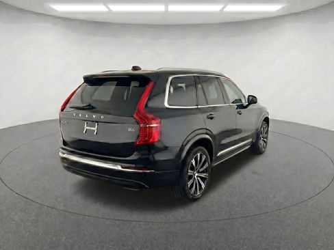 Used 2023 Volvo XC90 B6 Plus w/ Protection Package Premier AWD/4WD image 4