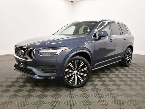 Used 2023 Volvo XC90 B5 Core AWD/4WD image 2