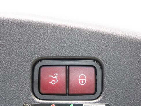 Used 2026 Mercedes-Benz CLE 300 4MATIC Coupe image 47