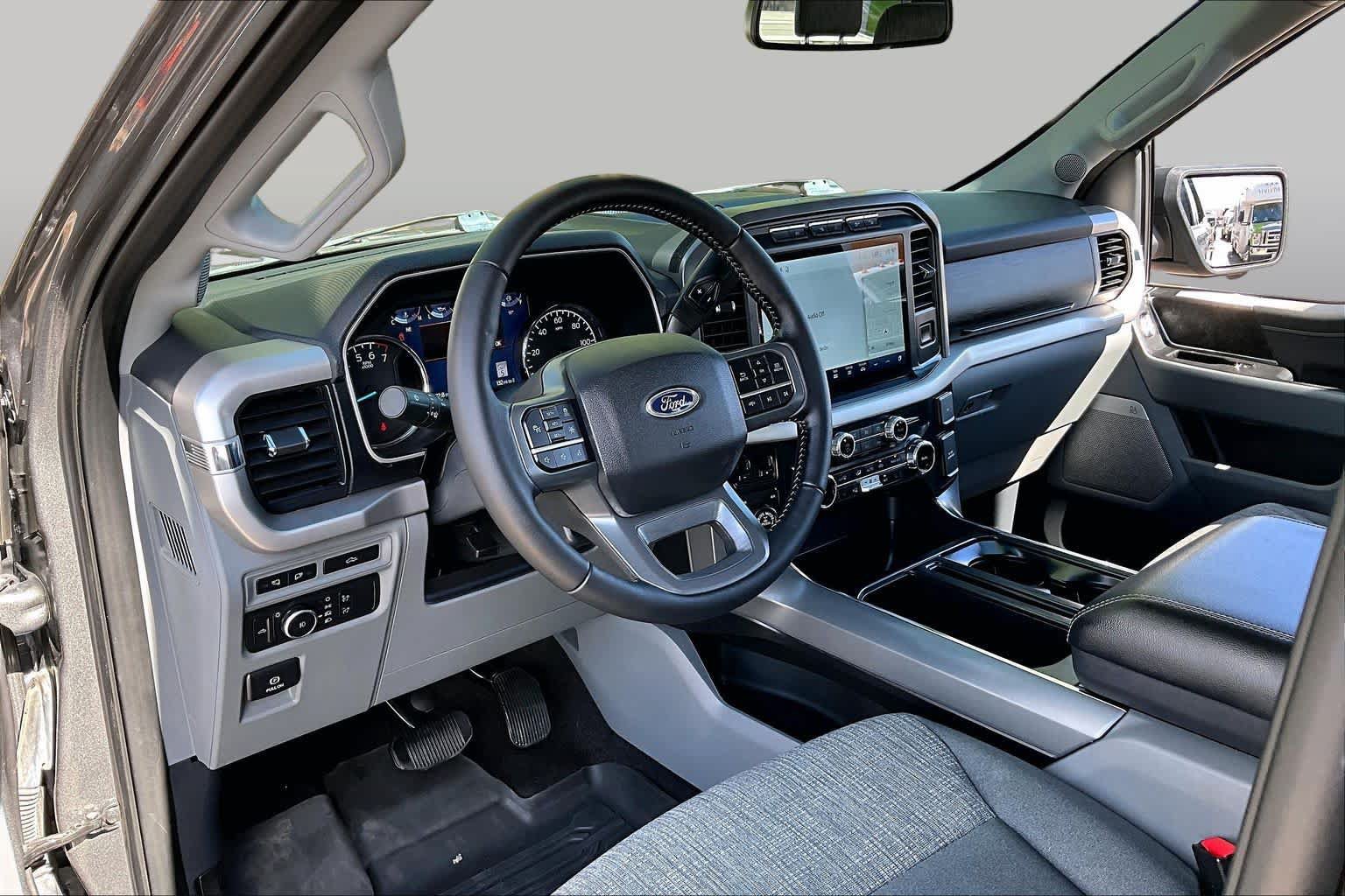 Used 2022 Ford F150 XLT w/ Equipment Group 302A High AWD/4WD image 16