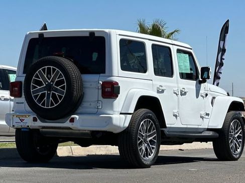 Certified 2023 Jeep Wrangler Unlimited Sahara image 3