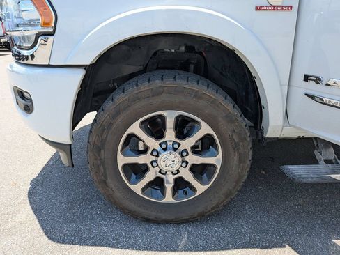 Used 2022 RAM 3500 Limited w/ Safety Group AWD/4WD image 34