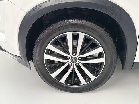 Used 2023 Nissan Pathfinder Platinum AWD/4WD image 28