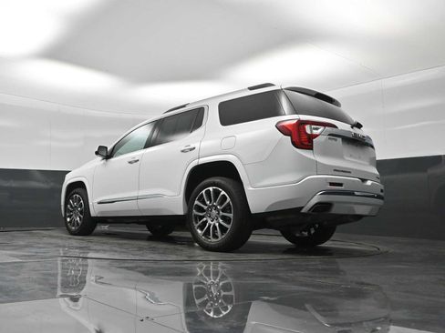 Used 2023 GMC Acadia Denali AWD/4WD image 22