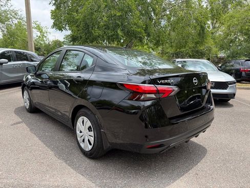 Used 2025 Nissan Versa S w/ Trunk Package FWD image 3