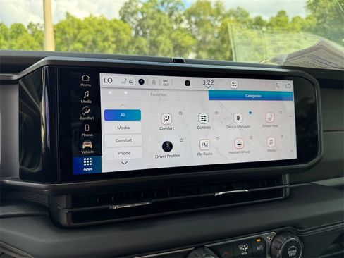 New 2025 Jeep Gladiator Mojave w/ Convenience Group image 27