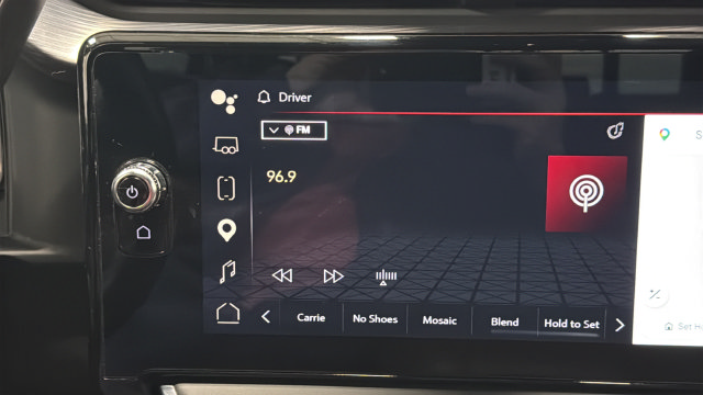 Used 2024 GMC Sierra 3500 Denali Ultimate AWD/4WD image 31