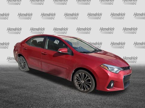 Used 2016 Toyota Corolla S image 2