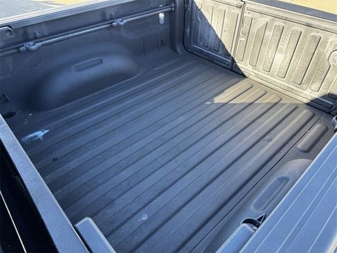 Used 2020 RAM 1500 Laramie image 32