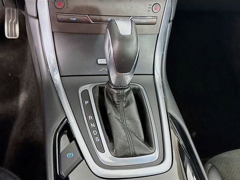 Used 2017 Ford Edge Sport w/ Technology Package image 22