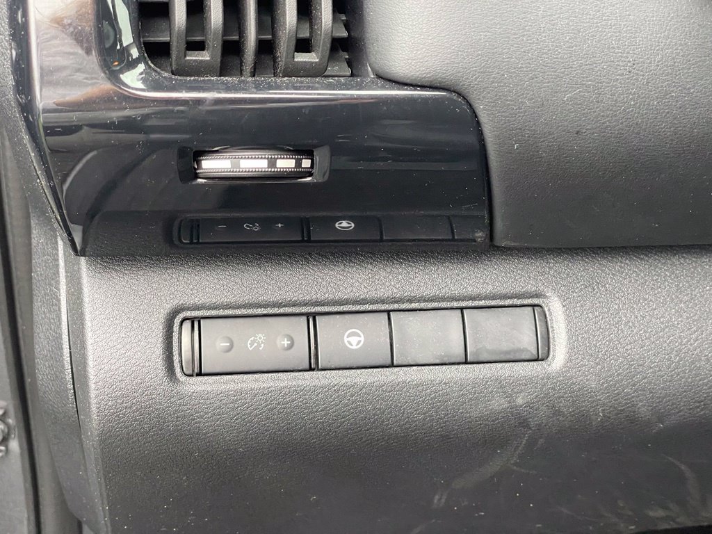 Certified 2024 Nissan Pathfinder SV AWD/4WD image 17