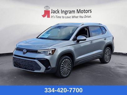 New 2025 Volkswagen Taos SE