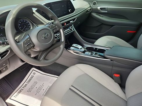 Used 2021 Hyundai Sonata SE FWD image 11