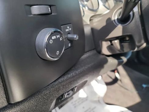 Used 2014 Chevrolet Silverado 2500 LT w/ Z71 Appearance Package AWD/4WD image 14