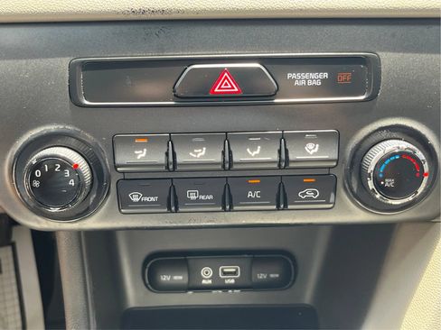 Used 2019 Kia Sportage LX FWD image 32