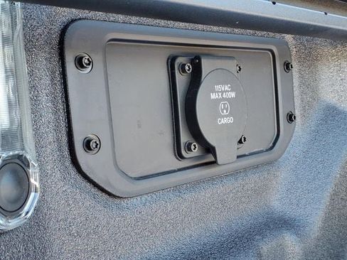 New 2026 RAM 1500 4x4 Crew Cab image 8