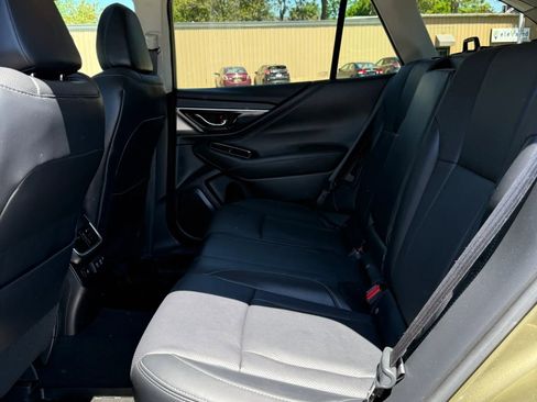 Used 2020 Subaru Outback Limited AWD/4WD image 19