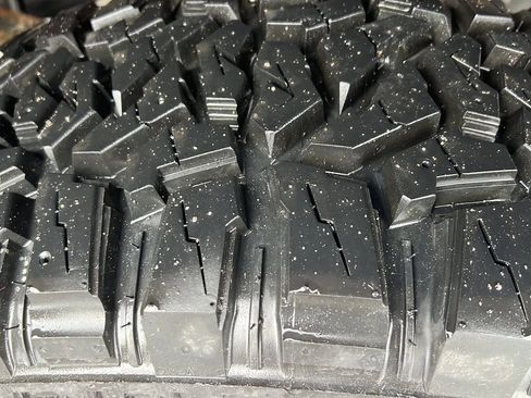 Used 2016 Chevrolet Silverado 2500 LT w/ LT Convenience Package image 34