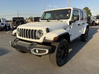 Used 2025 Jeep Wrangler Sahara w/ Safety Group video 2