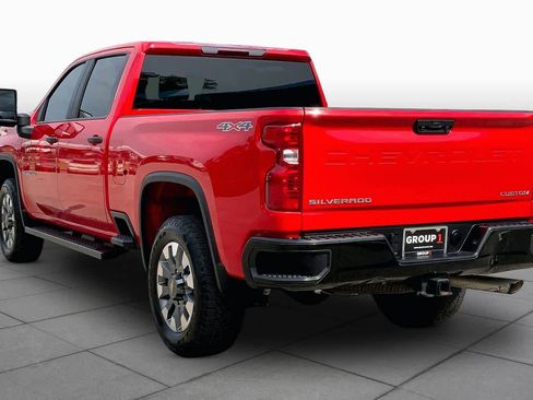 Used 2025 Chevrolet Silverado 2500 Custom w/ Custom Convenience Package AWD/4WD image 12