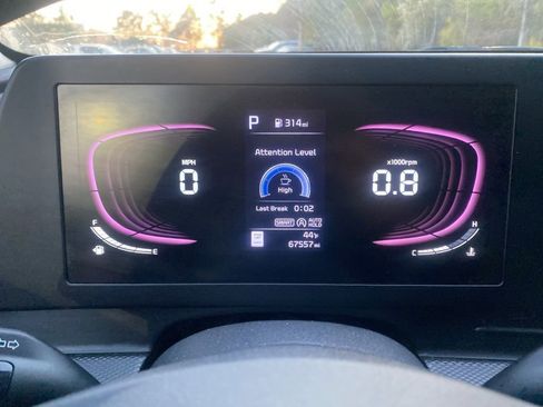 Used 2023 Kia Sportage LX image 18