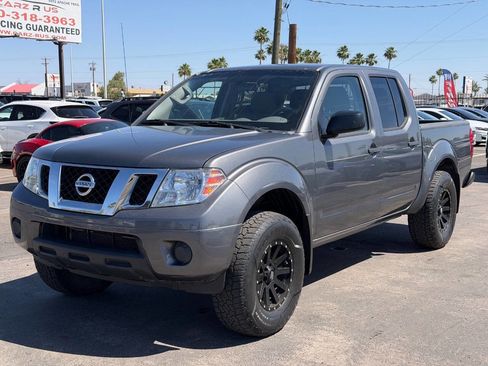 Used 2019 Nissan Frontier SV AWD/4WD image 1