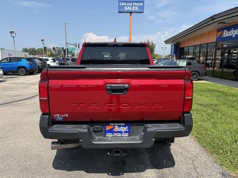 Used 2024 Toyota Tacoma SR AWD/4WD image 4