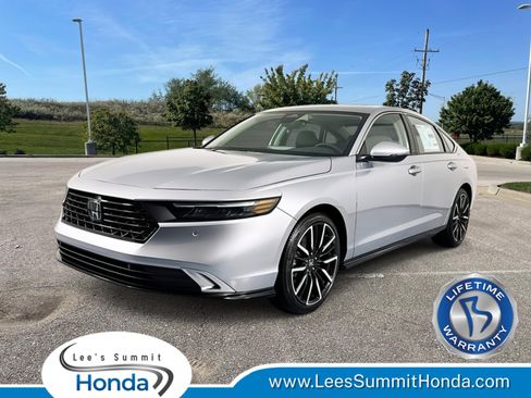 New 2026 Honda Accord Touring image 1
