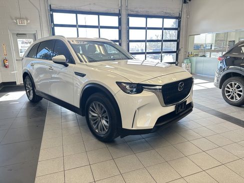 Certified 2024 MAZDA CX-90 3.3 Turbo w/ Preferred Plus image 12