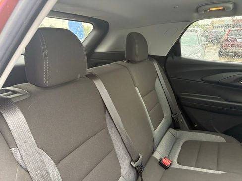 Used 2021 Chevrolet TrailBlazer LT w/ Sun and Liftgate Package AWD/4WD image 33